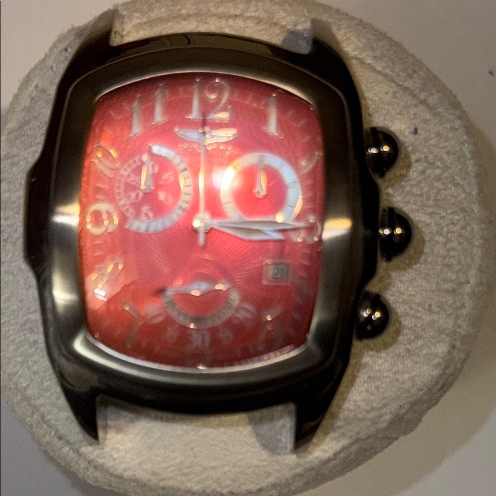 Invicta Dragon lupah